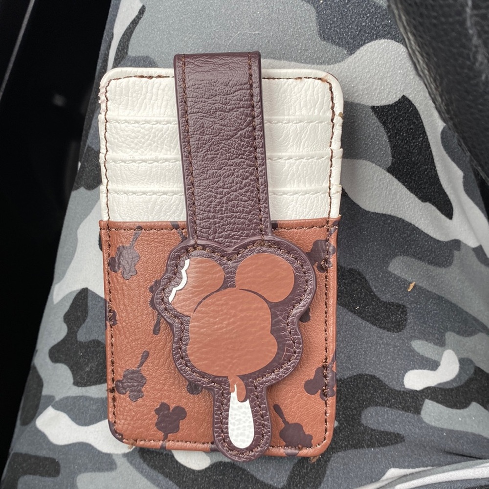 Disney wallet